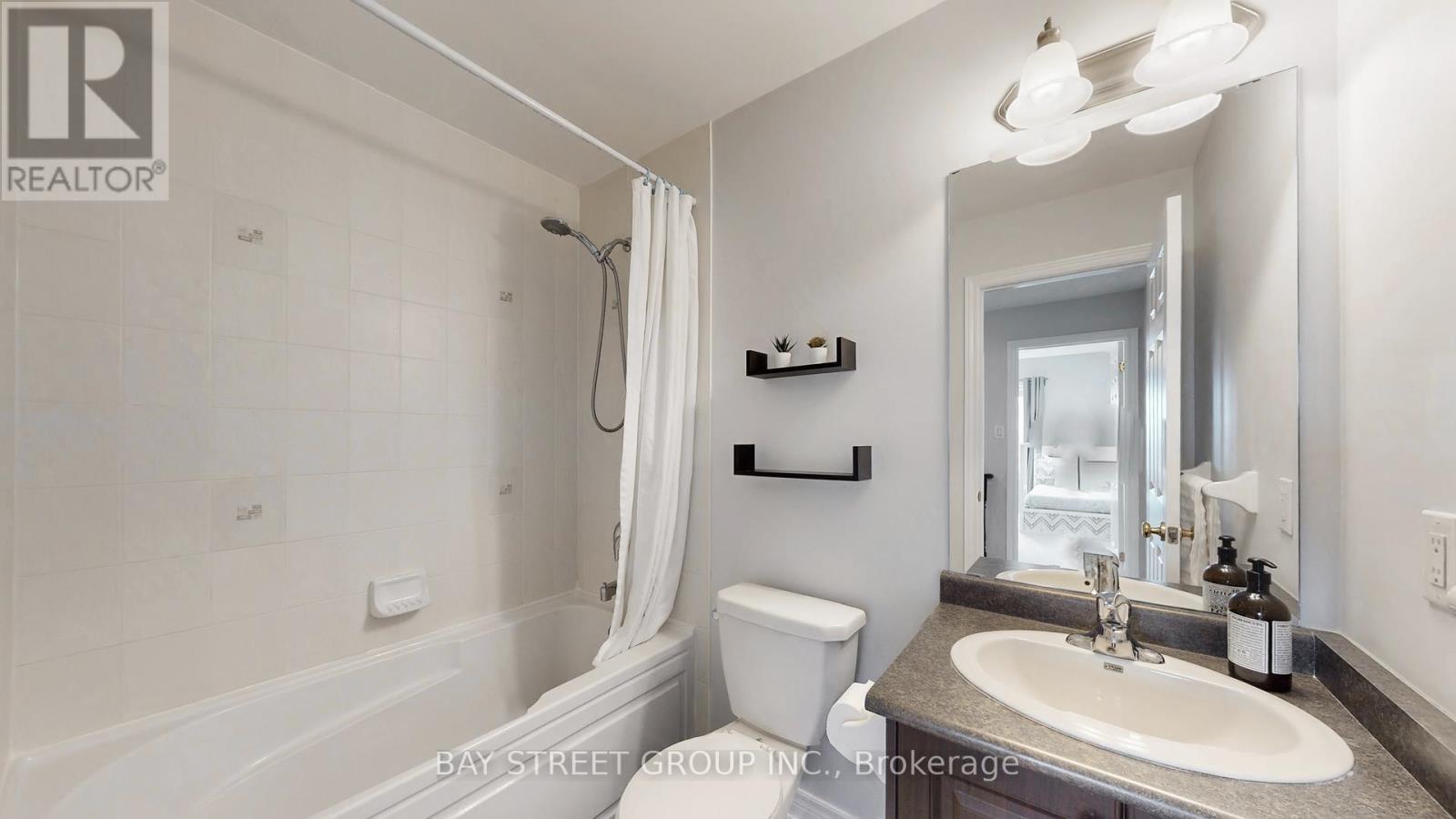 2914 Elgin Mills Road E, Markham, ON - Indoor Photo Showing Bathroom