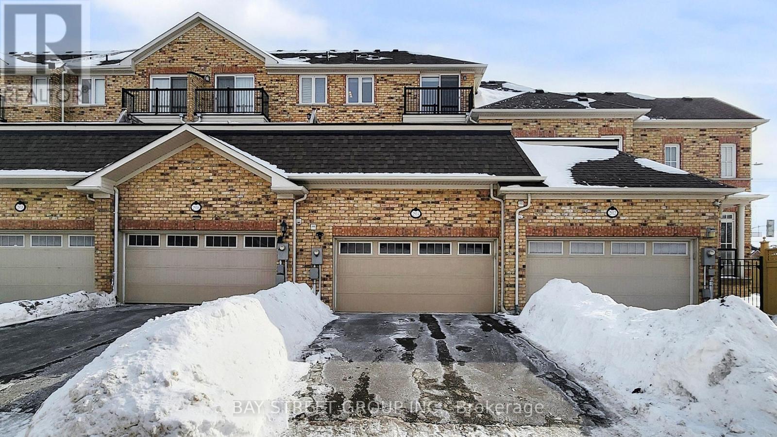 2914 Elgin Mills Road E, Markham, ON - Outdoor With Facade