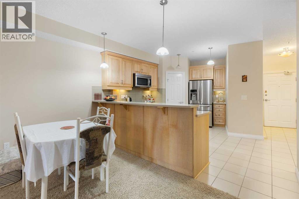 8103, 14 Hemlock Crescent Sw, Calgary, AB - Indoor