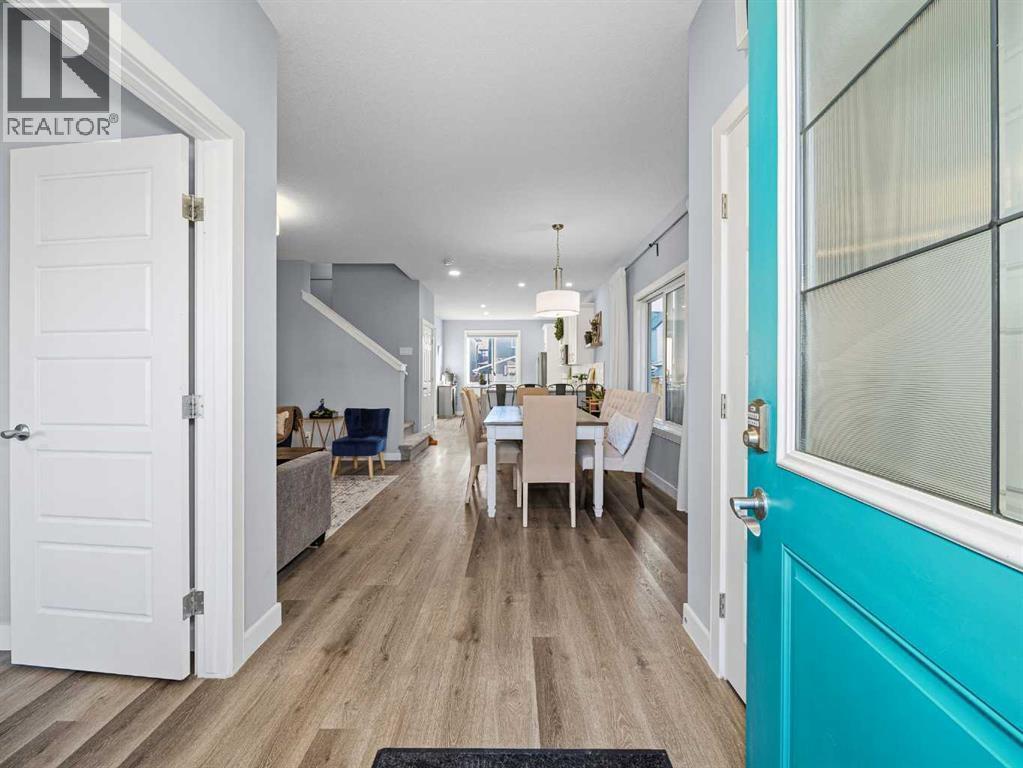 124 Highview Gate Se, Airdrie, AB - Indoor Photo Showing Other Room