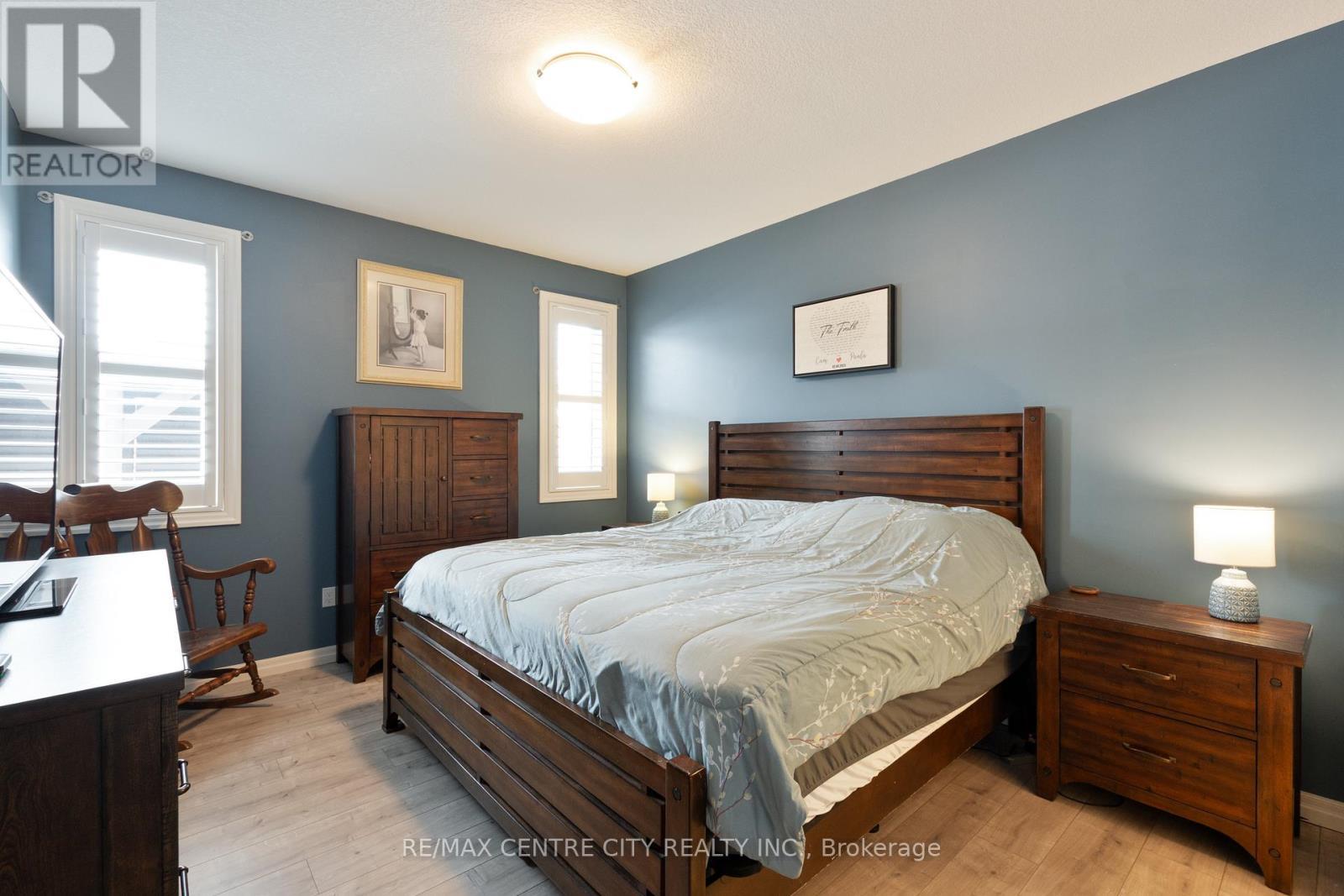 24 Renaissance Drive, St. Thomas, ON - Indoor Photo Showing Bedroom
