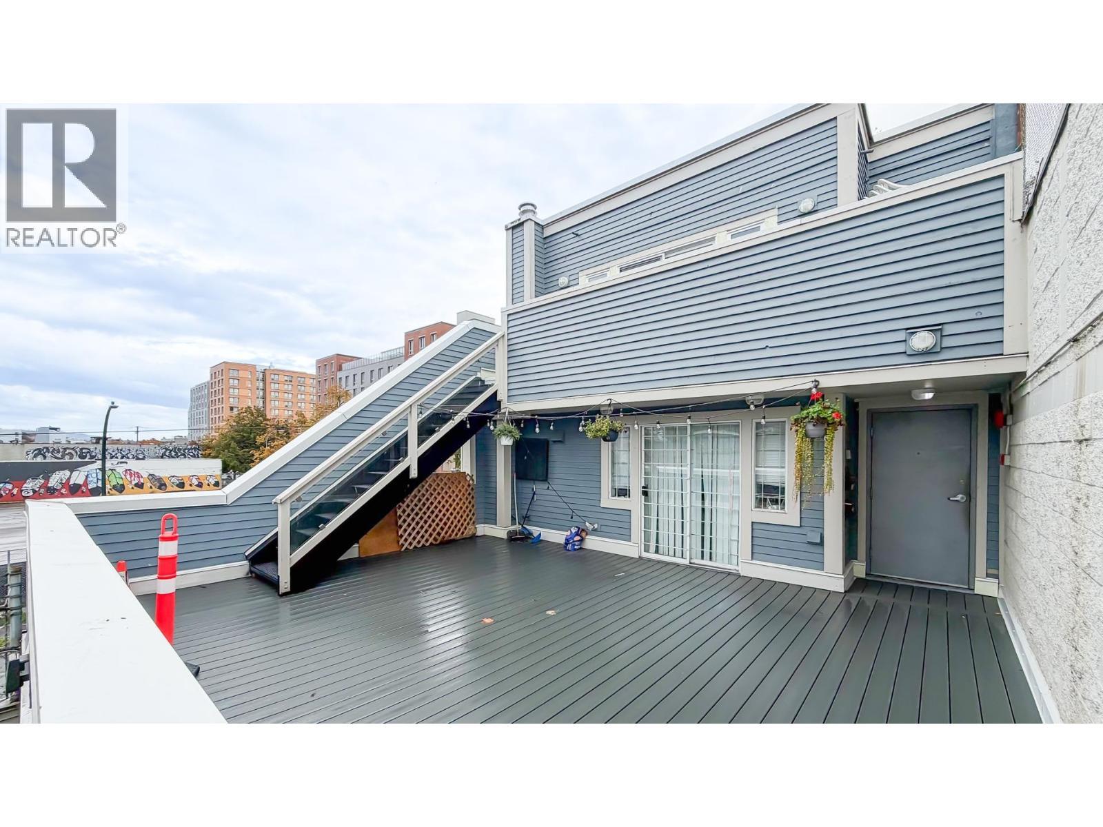 477 Powell Street, Vancouver, BC - Outdoor