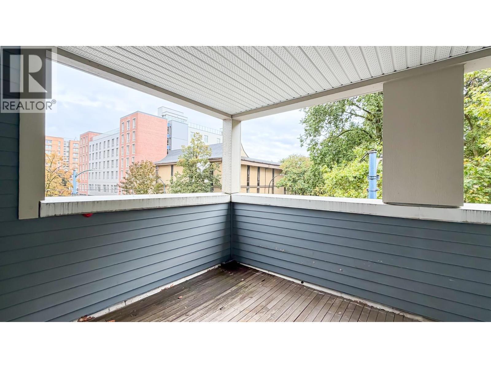 477 Powell Street, Vancouver, BC - Outdoor With Exterior