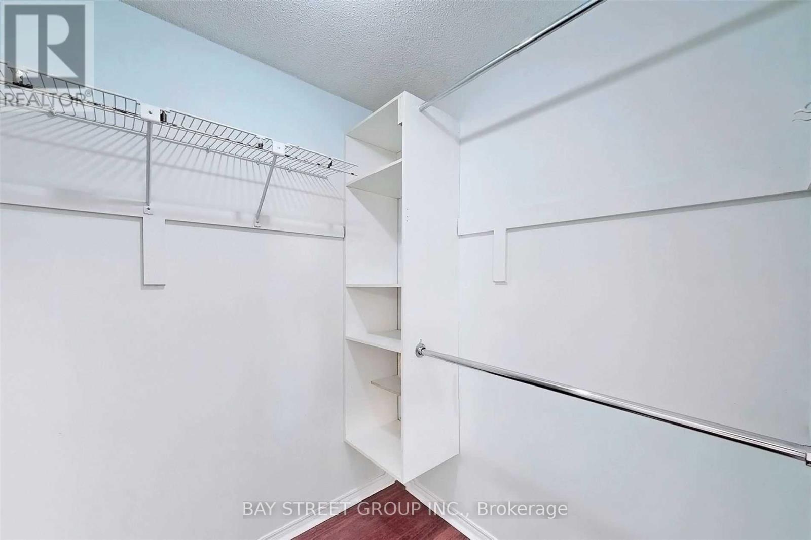 WALK IN CLOSET - 189 Martindale Avenue, Oakville, ON - Indoor With Storage