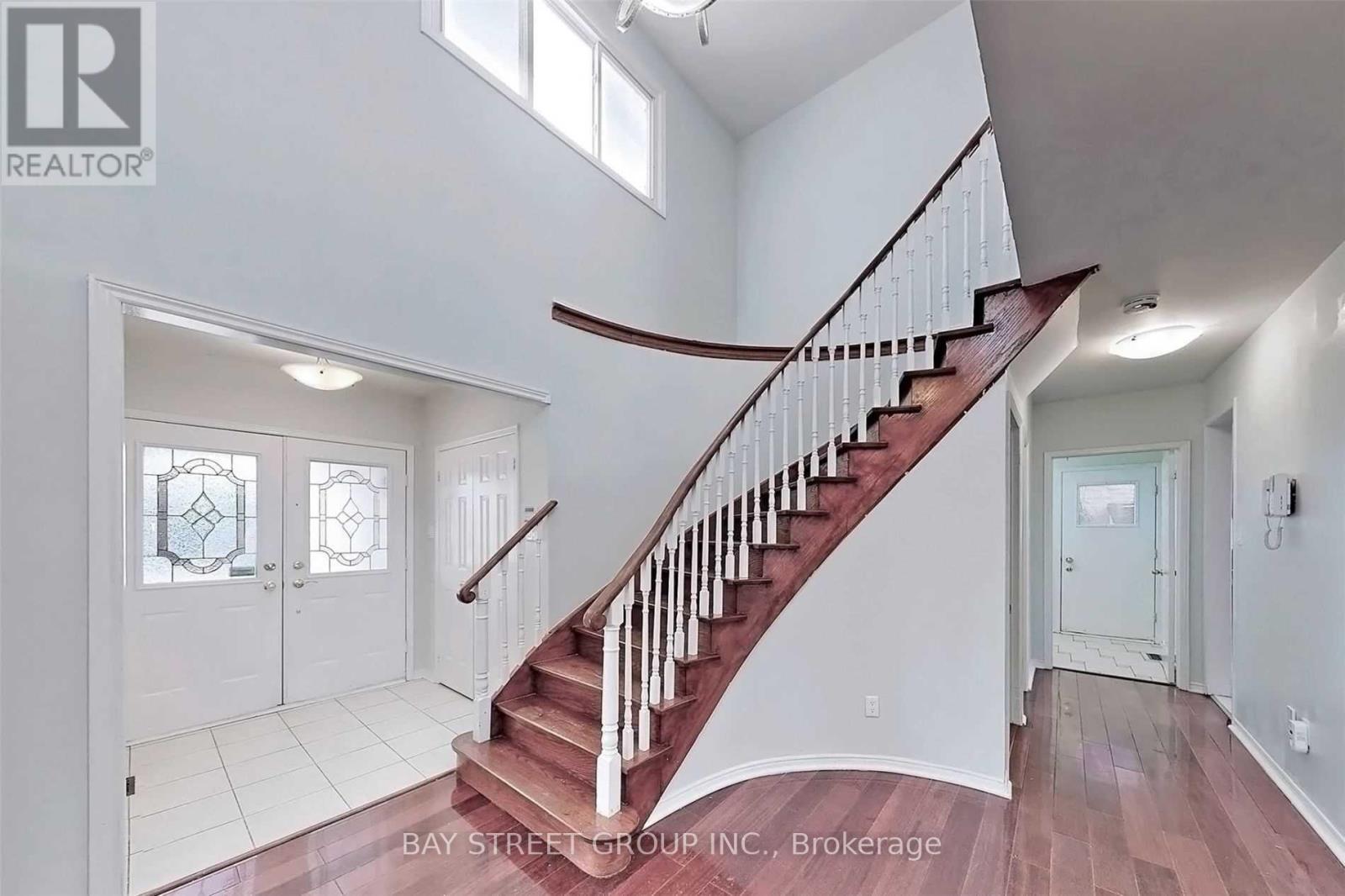 FIRST FLOOR - 189 Martindale Avenue, Oakville, ON - Indoor Photo Showing Other Room
