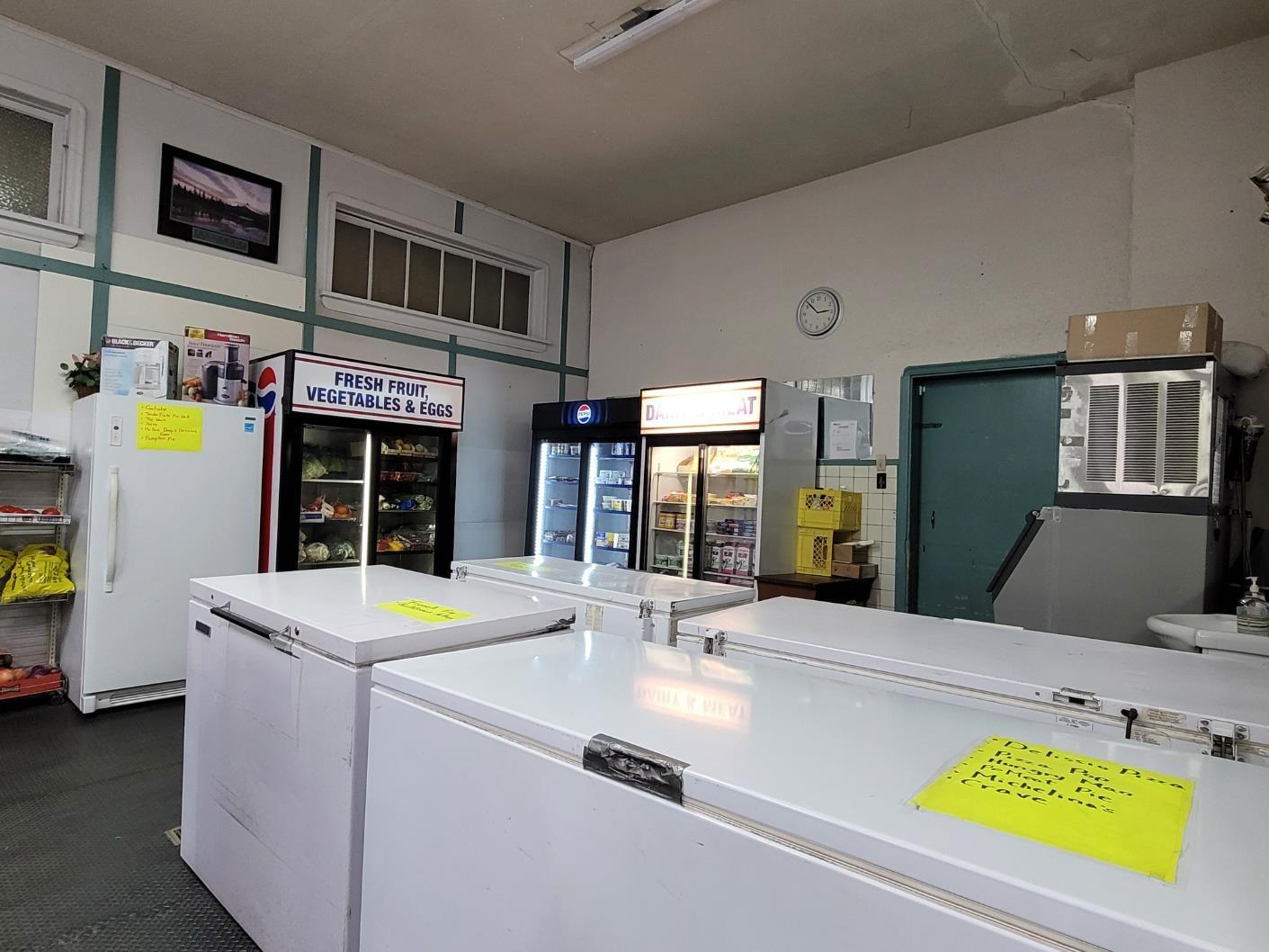 122 Main St, Chauvin, AB