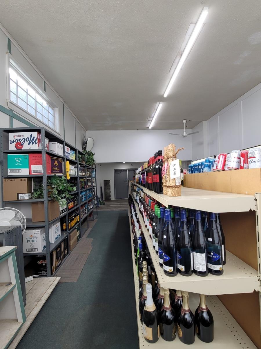 122 Main St, Chauvin, AB