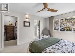 Walk-in closet with ensuite -