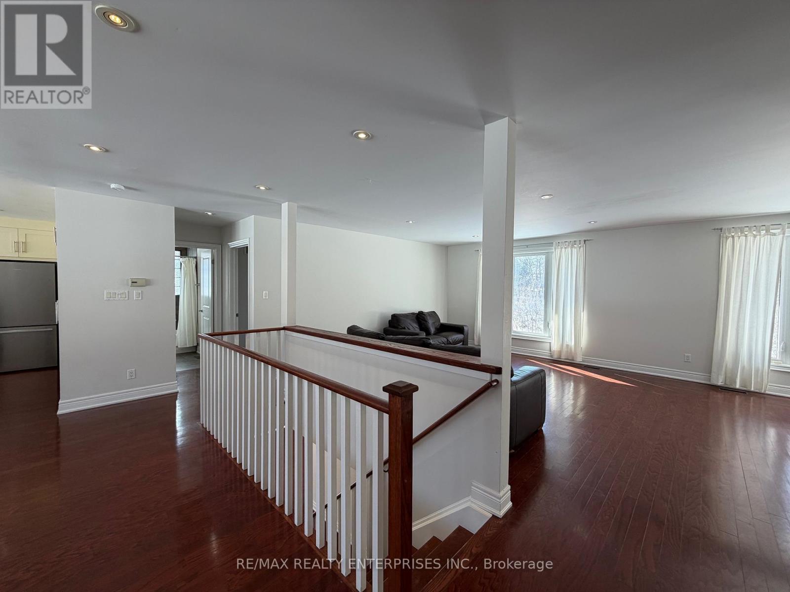 860 Clarkson Road S, Mississauga, ON - Indoor Photo Showing Other Room