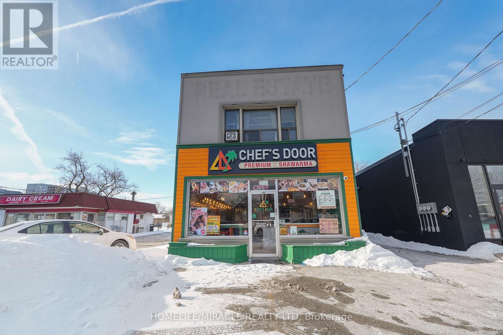 723 Lakeshore Road E, Mississauga, ON