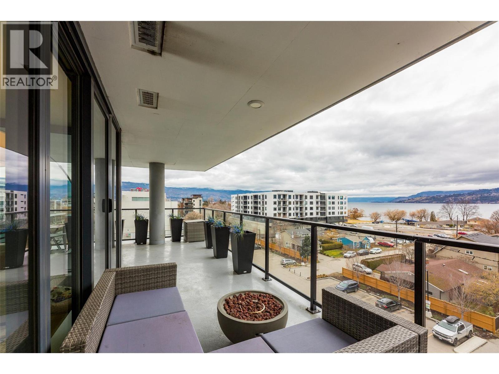 485 Groves Avenue Unit# 505, Kelowna, BC - Outdoor With Body Of Water With View With Exterior