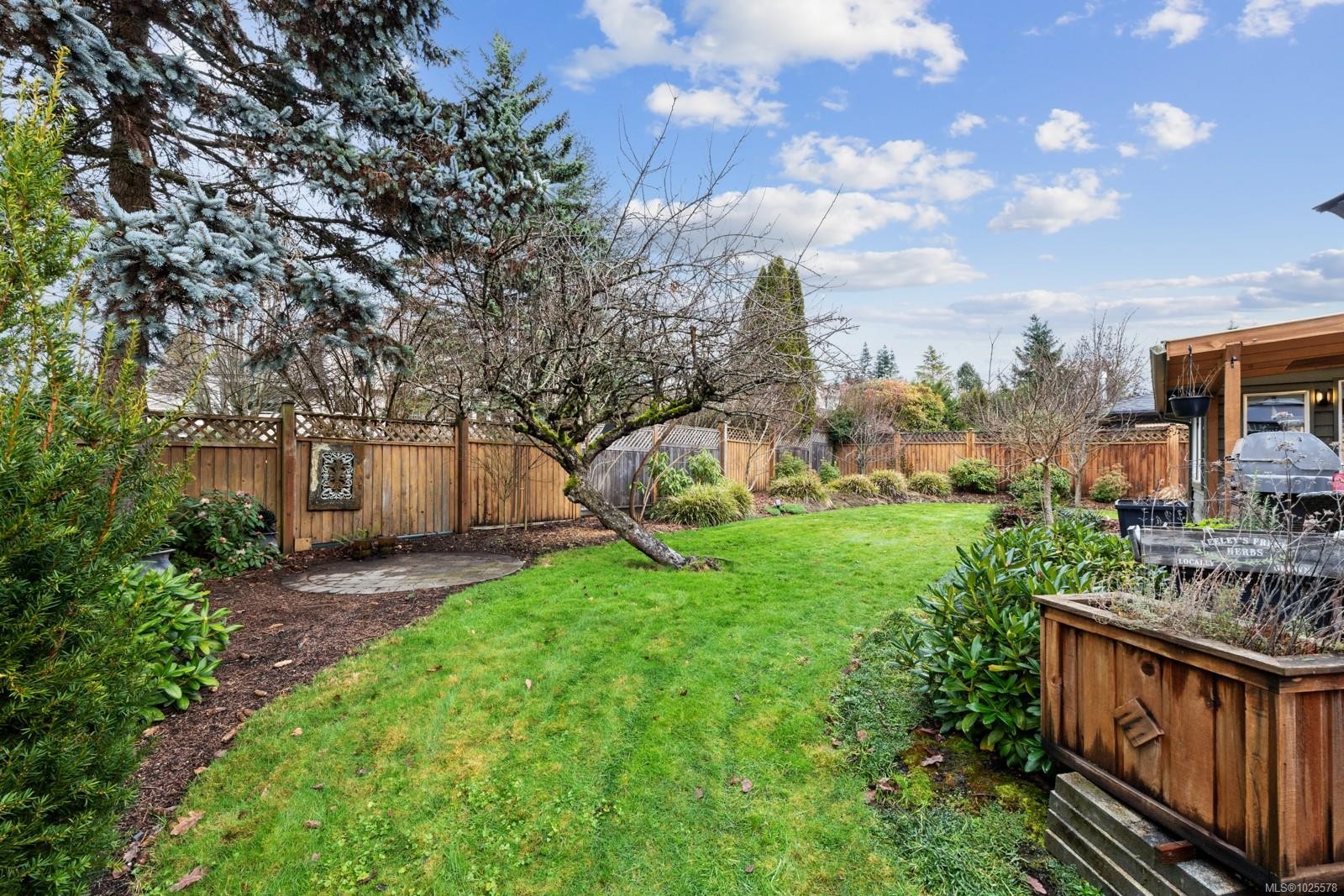 1544 Comox Ave, Comox, BC