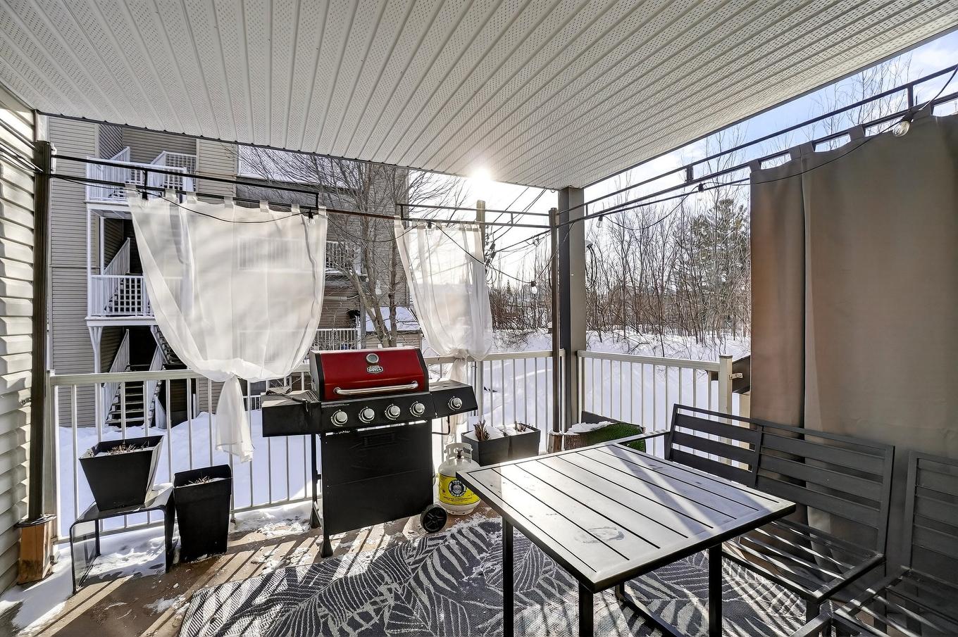 Balcony - 202-5340 Rue Du Bocage, Terrebonne (La Plaine), QC - With Exterior