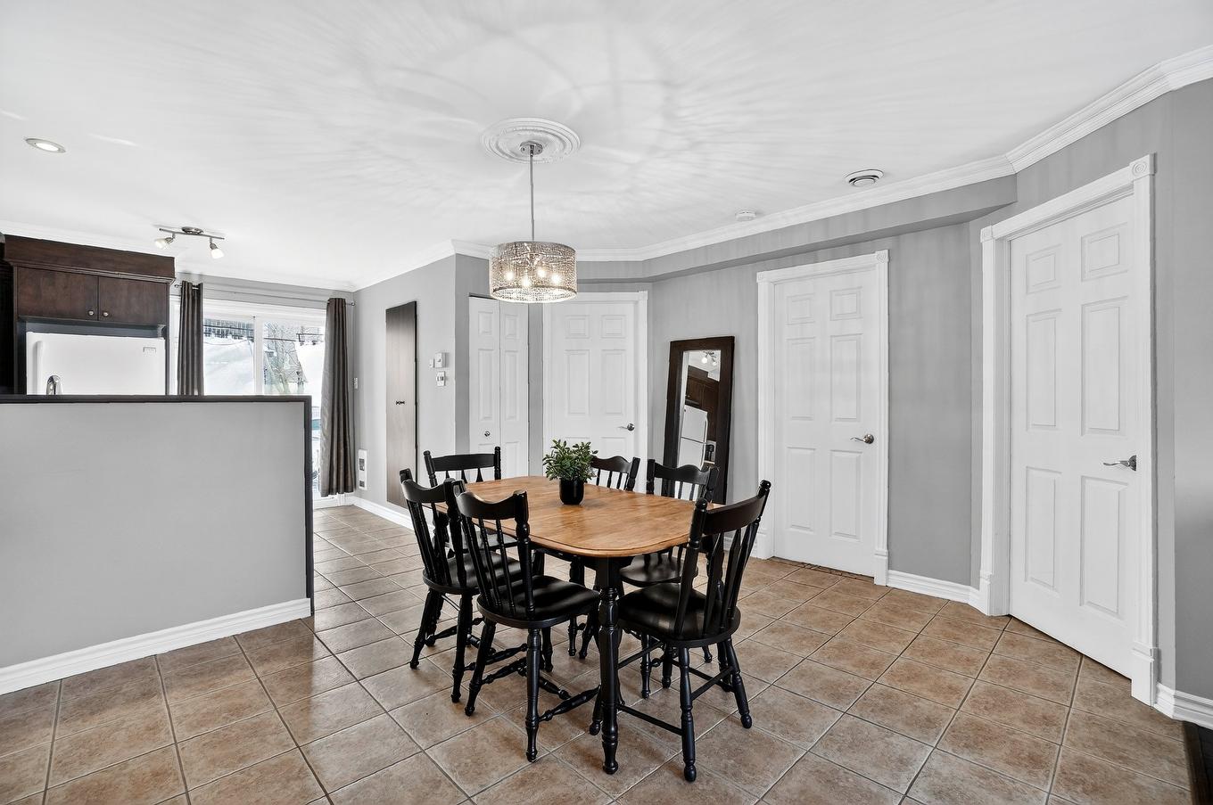 Dining room - 202-5340 Rue Du Bocage, Terrebonne (La Plaine), QC - Indoor Photo Showing Dining Room