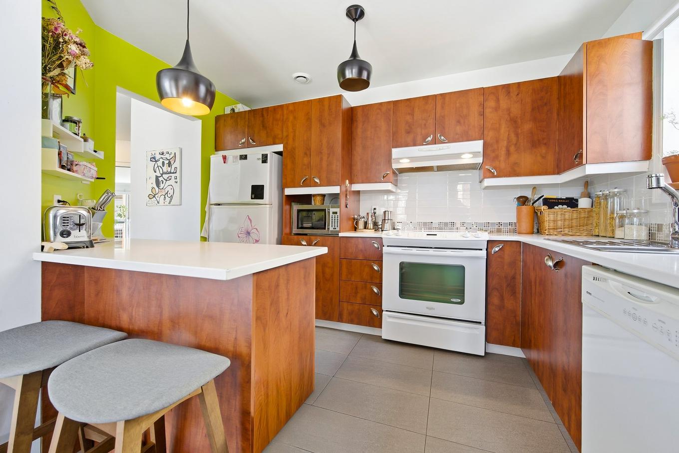 Kitchen - 202-140 Rue Parent, Longueuil (Greenfield Park), QC - Indoor Photo Showing Kitchen
