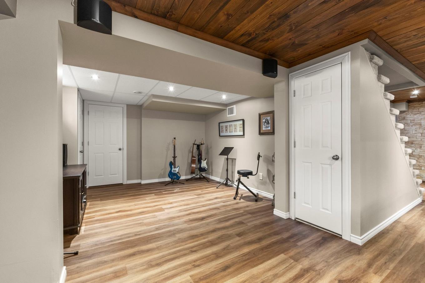 Other - 28 Rue Eaton, Kirkland, QC - Indoor