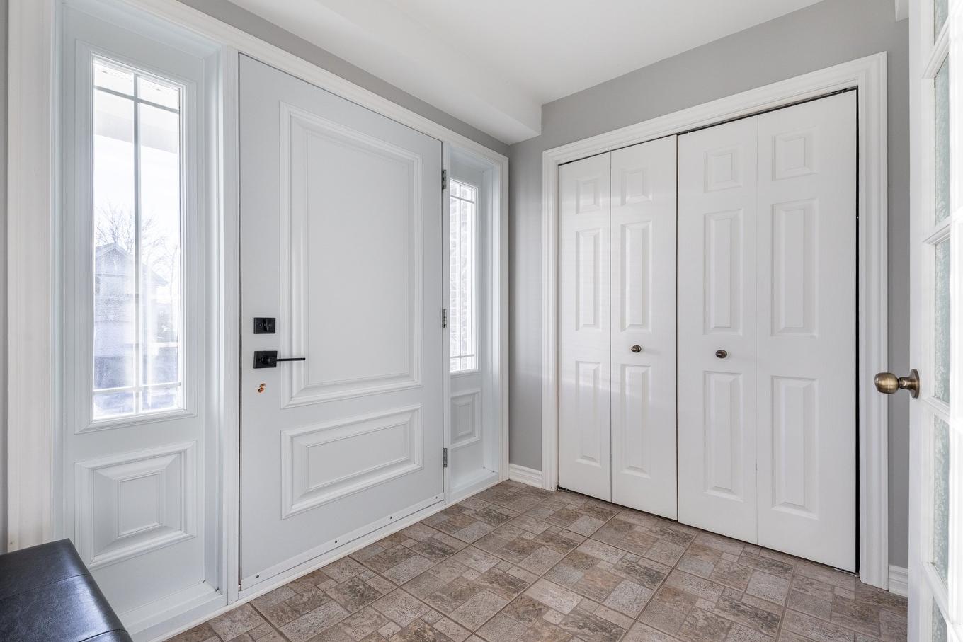 Hall - 66 Rue De L'Impératrice, Saint-Jean-Sur-Richelieu, QC - Indoor Photo Showing Other Room