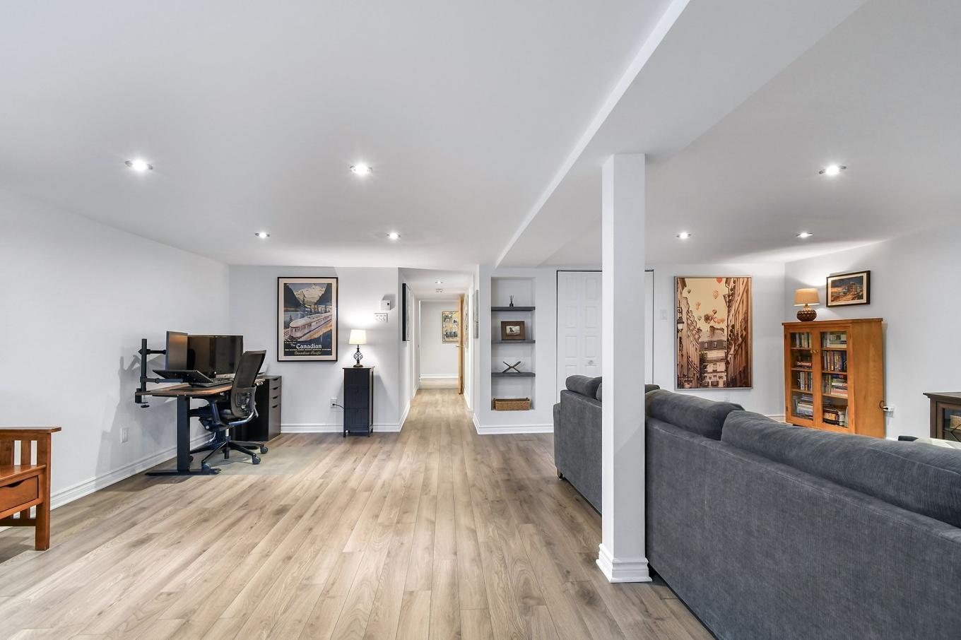 Family room - 9453 Rue Parthenais, Montréal (Villeray/Saint-Michel/Parc-Extension), QC - Indoor Photo Showing Other Room