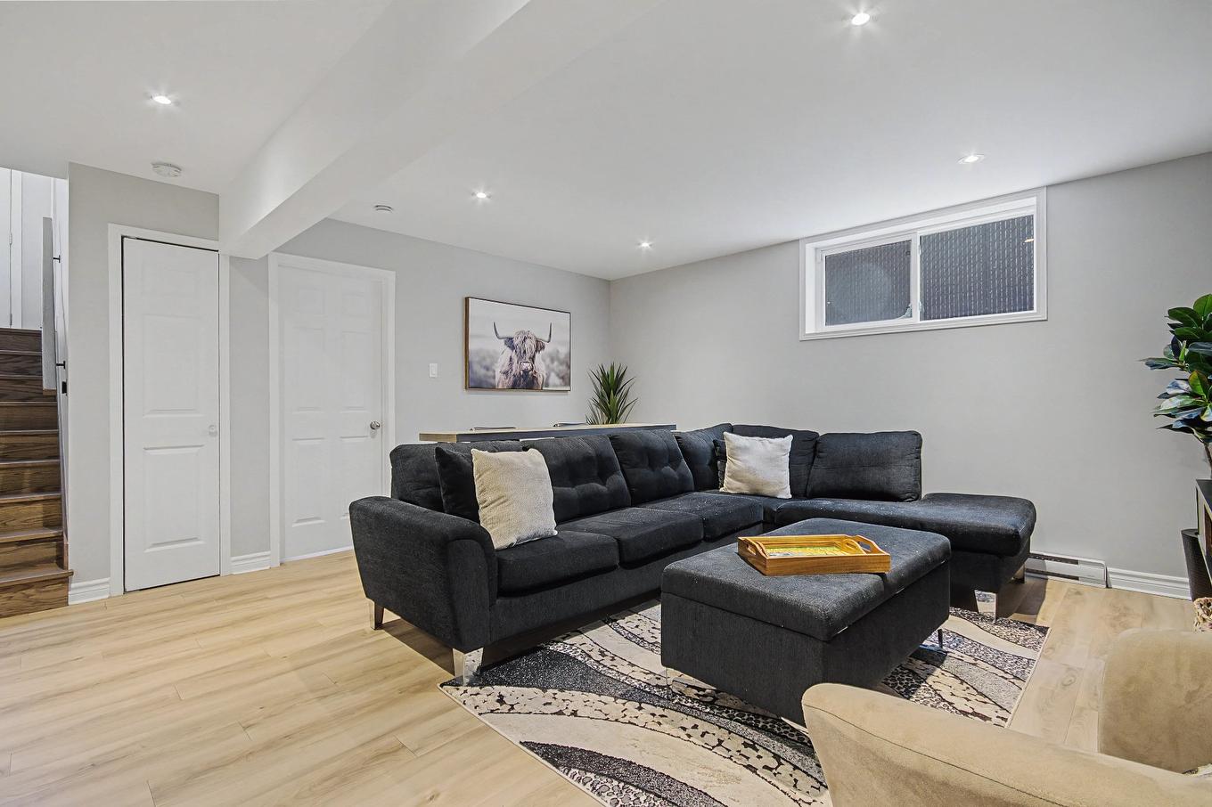 Family room - 98 Rue Paquin, Saint-Jean-Sur-Richelieu, QC - Indoor Photo Showing Living Room