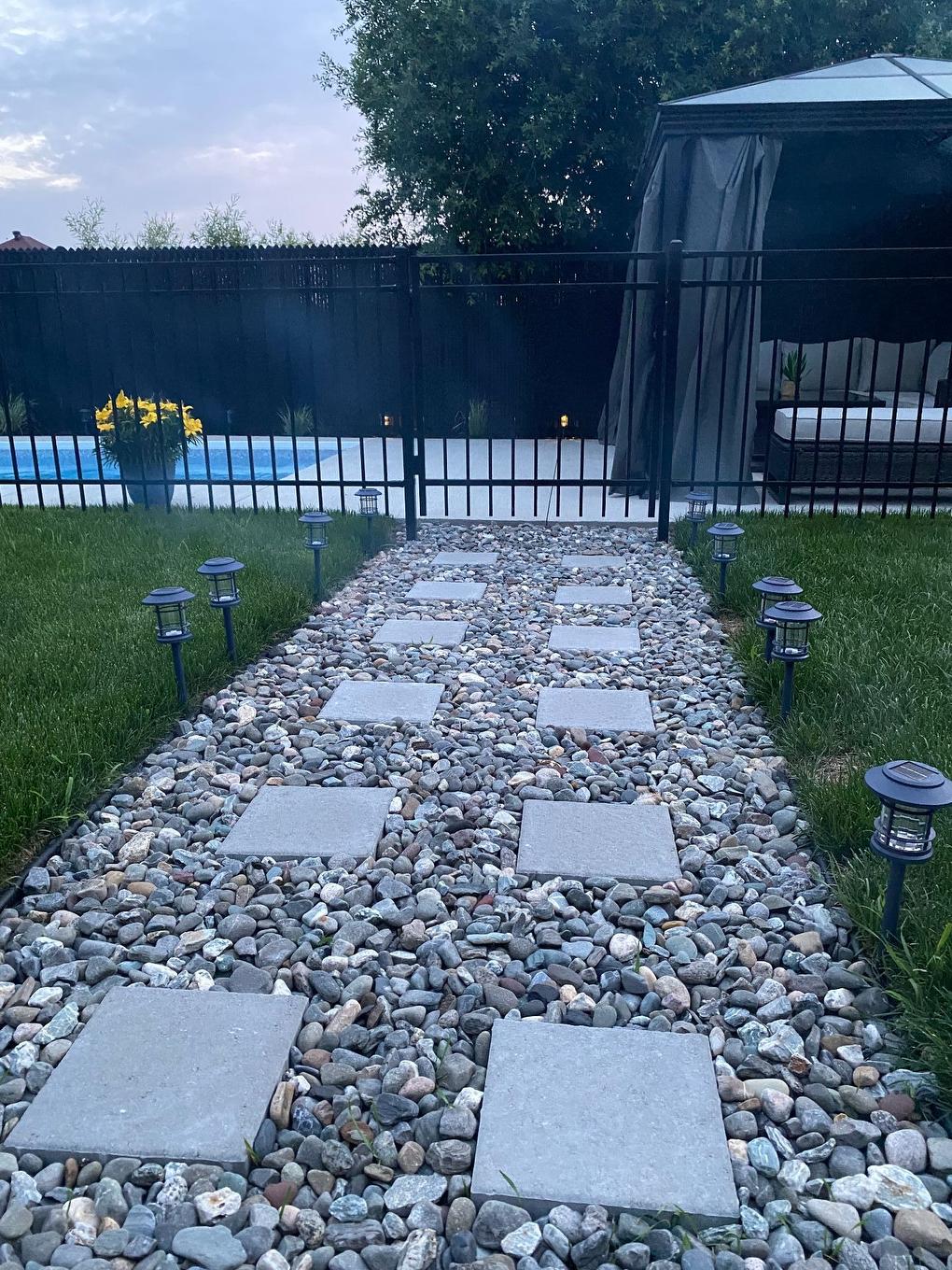 Backyard - 98 Rue Paquin, Saint-Jean-Sur-Richelieu, QC - Outdoor