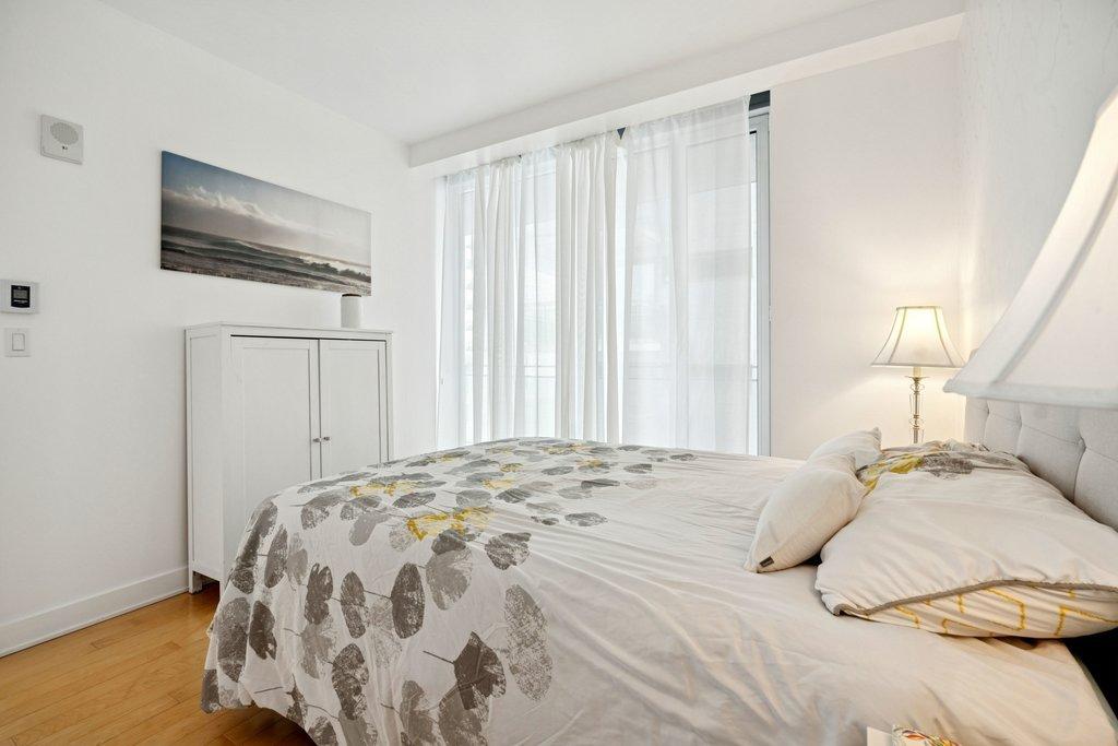 Primary bedroom - 505-185 Rue Laurier, Gatineau (Hull), QC - Indoor Photo Showing Bedroom