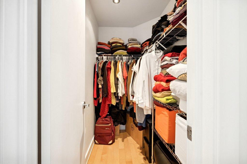 Walk-in closet - 505-185 Rue Laurier, Gatineau (Hull), QC - Indoor With Storage