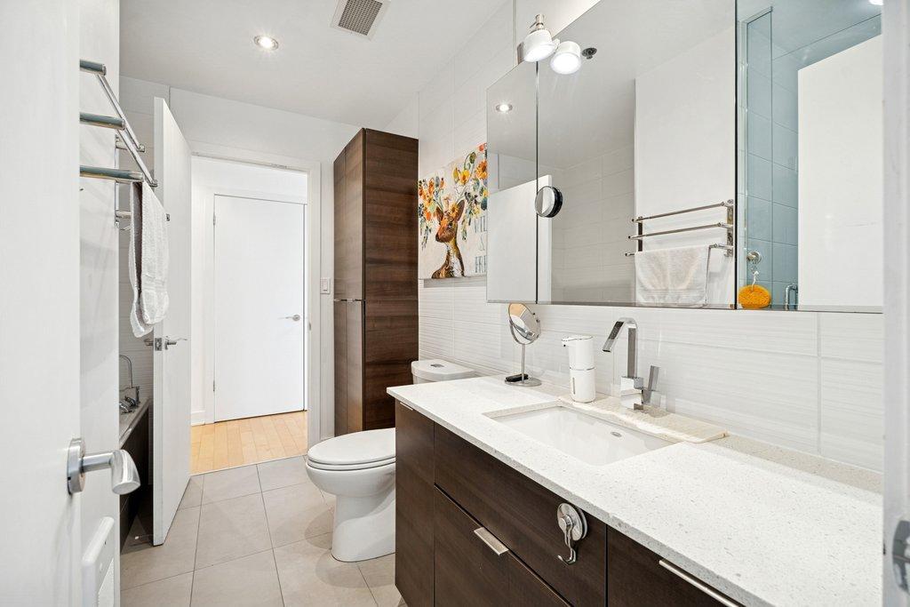 Bathroom - 505-185 Rue Laurier, Gatineau (Hull), QC - Indoor Photo Showing Bathroom