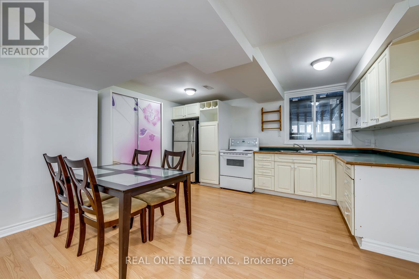 1399 Chriseden Drive, Mississauga, ON - Indoor