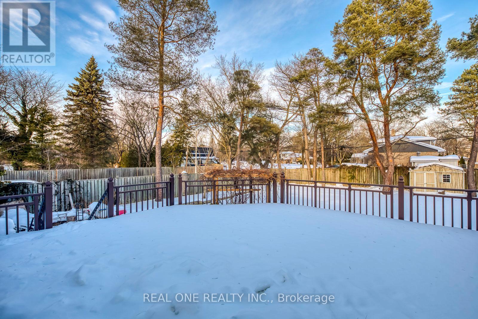 1399 Chriseden Drive, Mississauga, ON - Outdoor