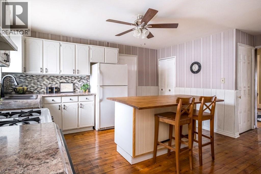50 Macaulay Street W, Hamilton, ON - Indoor Photo Showing Kitchen With Double Sink