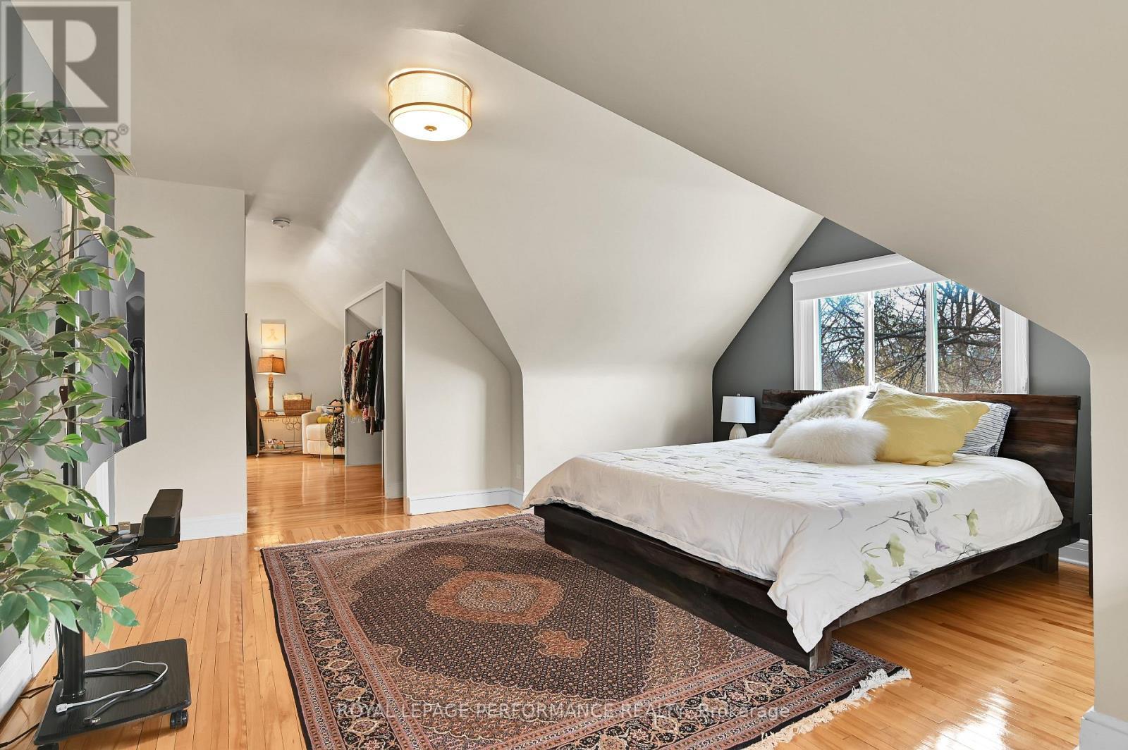 328 Pleasant Park Road, Ottawa, ON - Indoor Photo Showing Bedroom