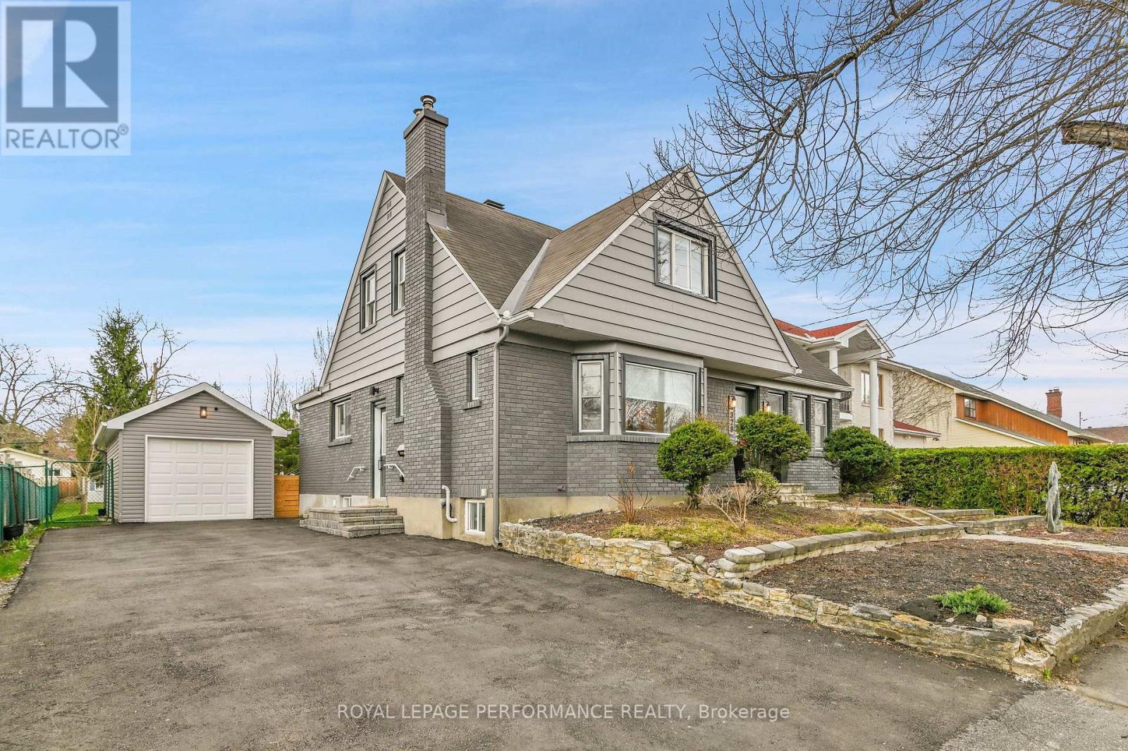 328 Pleasant Park Road, Ottawa, ON - Outdoor With Facade