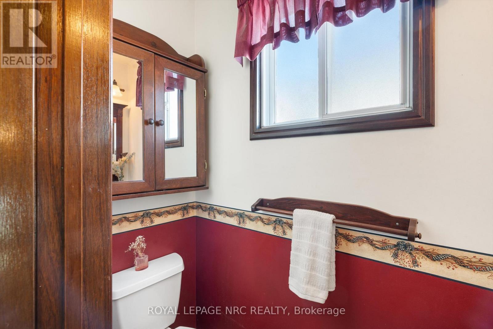 163 Pine Street S, Thorold (Thorold Downtown), ON - Indoor