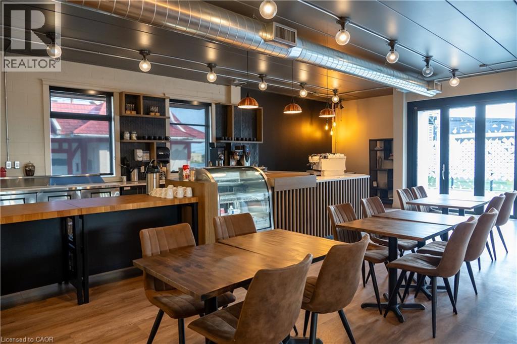 618 King Street W, Kitchener, ON