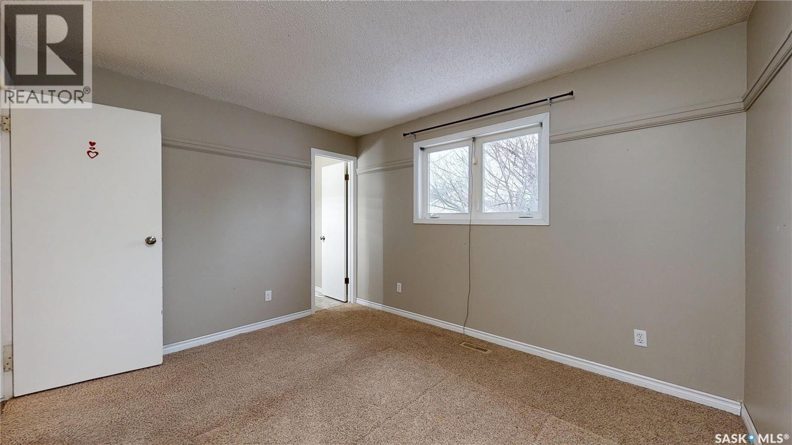 6519 Whelan Drive, Regina, SK - Indoor Photo Showing Other Room