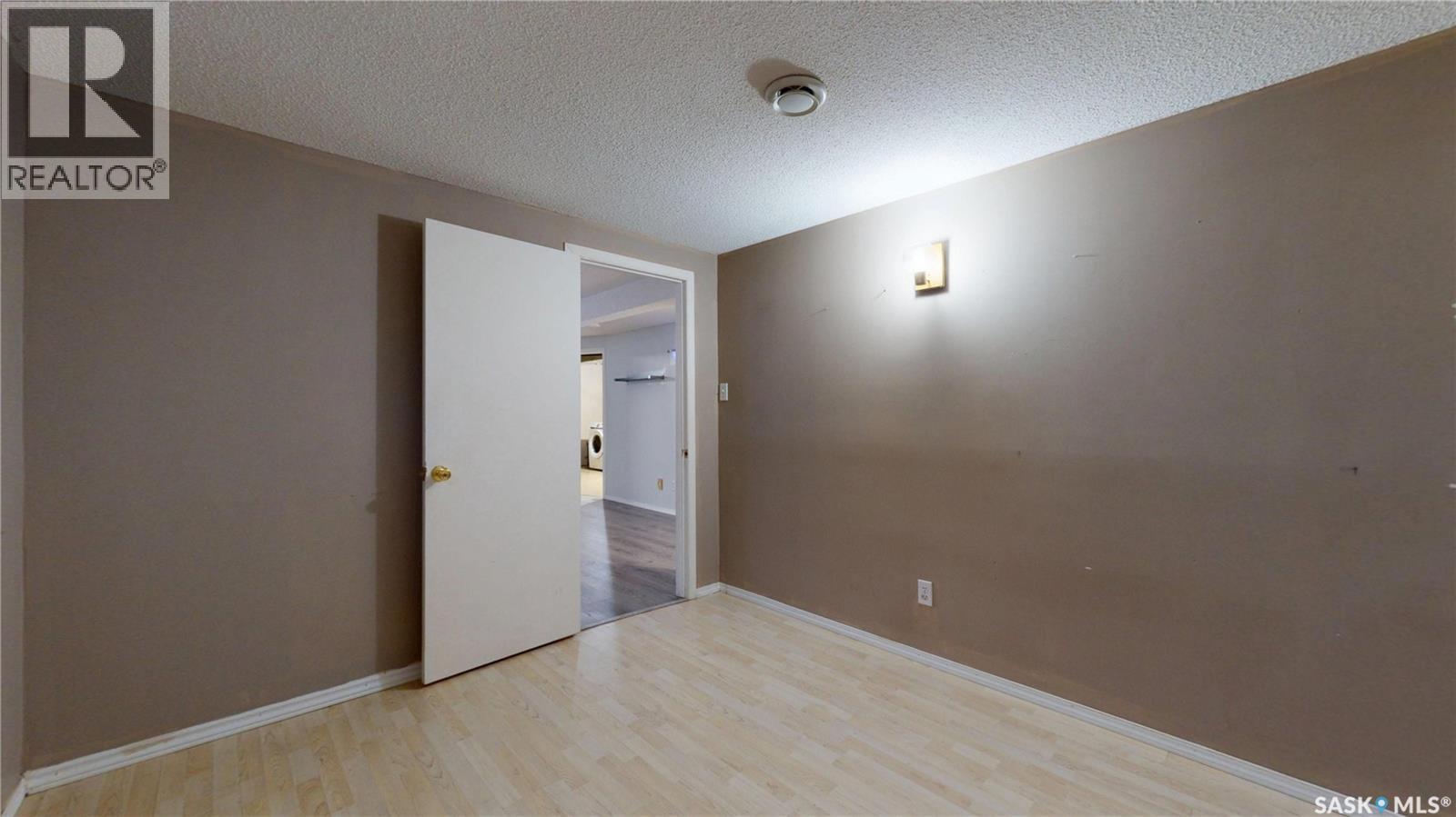 6519 Whelan Drive, Regina, SK - Indoor Photo Showing Other Room