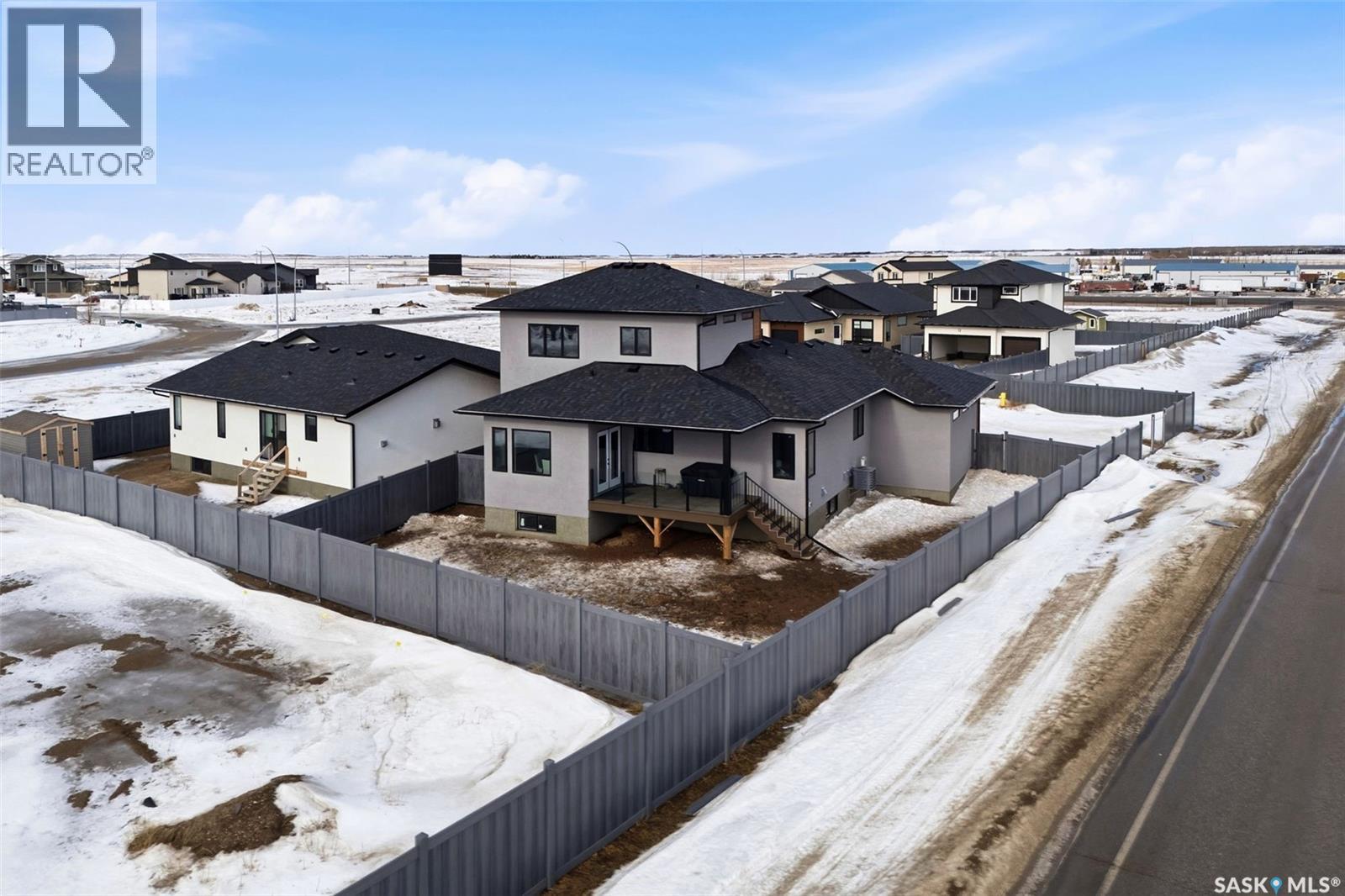 13 Plains Green, Pilot Butte, SK - Outdoor