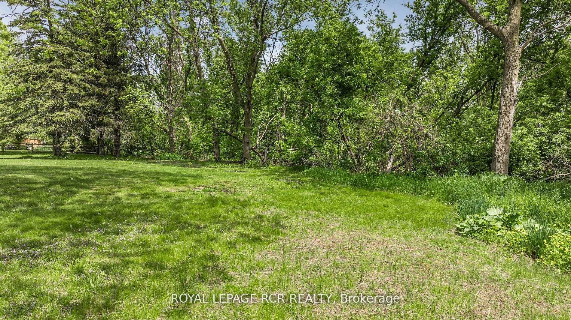 20377 Leslie Street, East Gwillimbury, ON - Outdoor