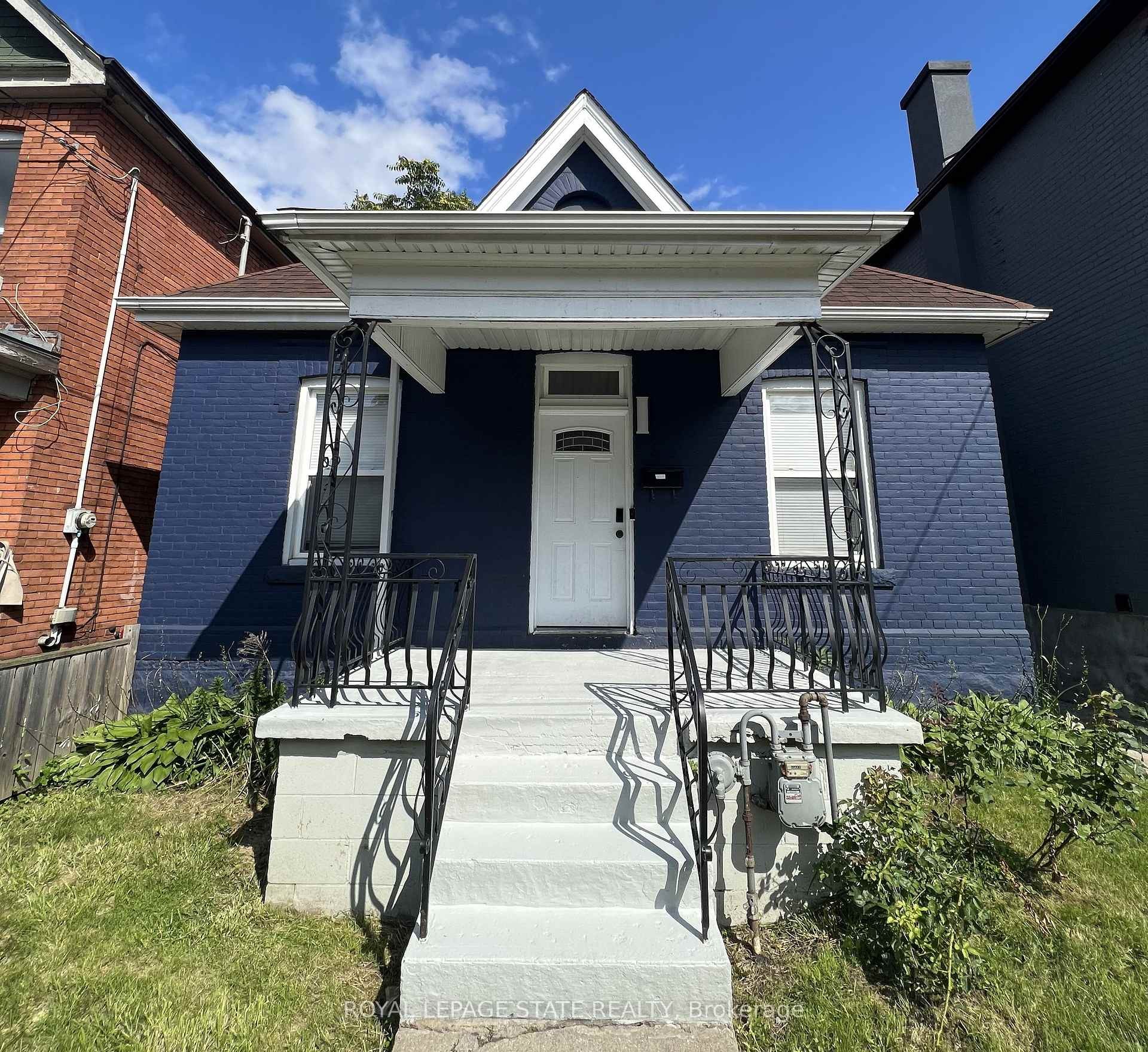 44 Madison Avenue, Hamilton, ON - Outdoor