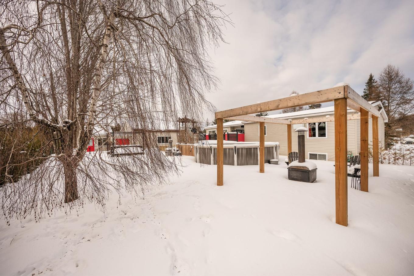 Face arrière - 132 Rue Lorraine, Saint-Jean-Sur-Richelieu, QC - Outdoor