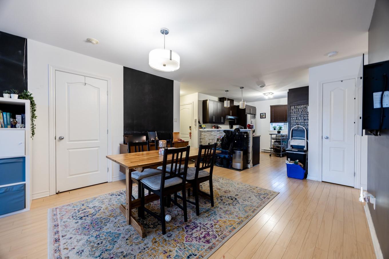 Salle à manger - 2-5625 Rue Condor, Brossard, QC - Indoor Photo Showing Other Room