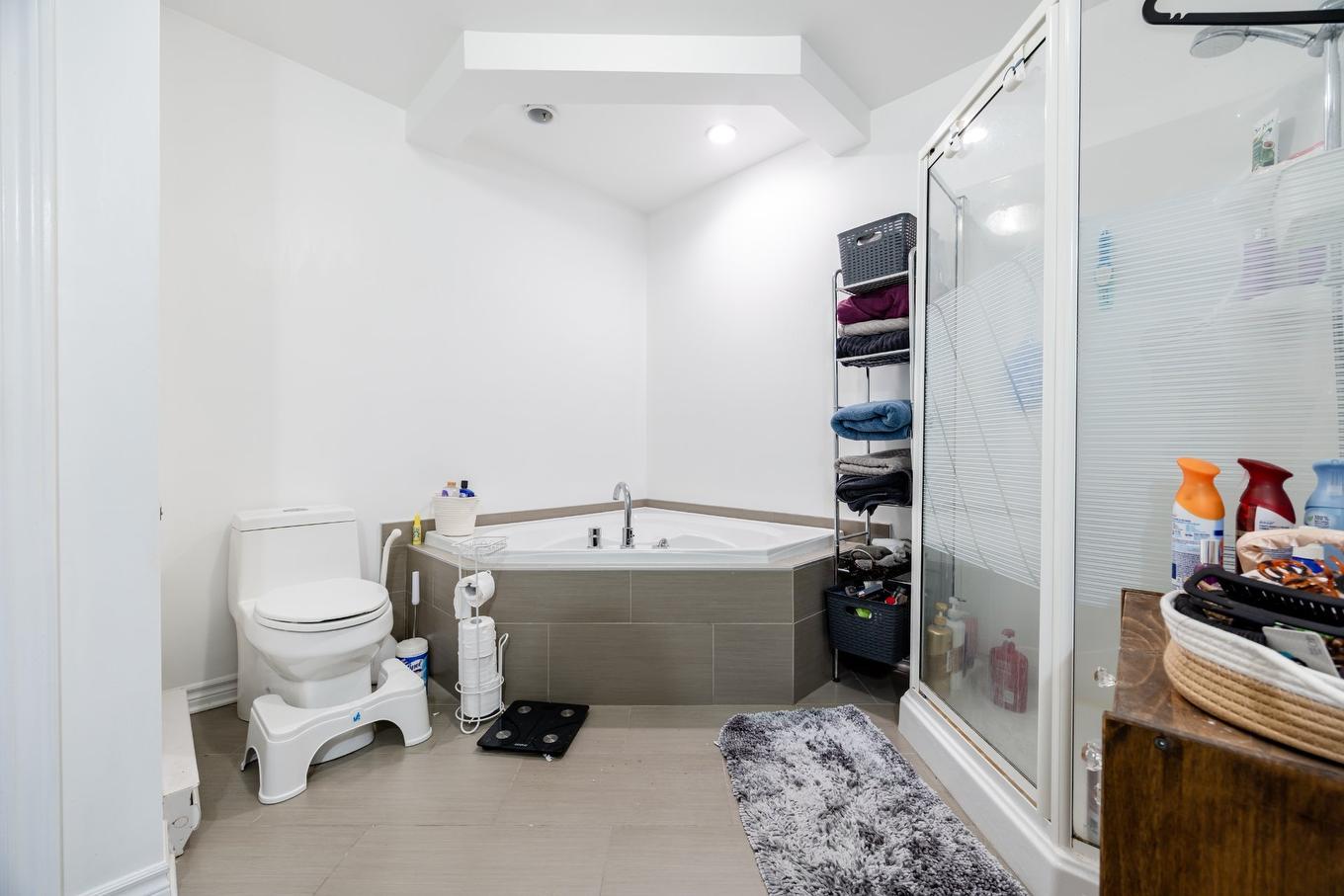 Salle de bains - 2-5625 Rue Condor, Brossard, QC - Indoor Photo Showing Bathroom