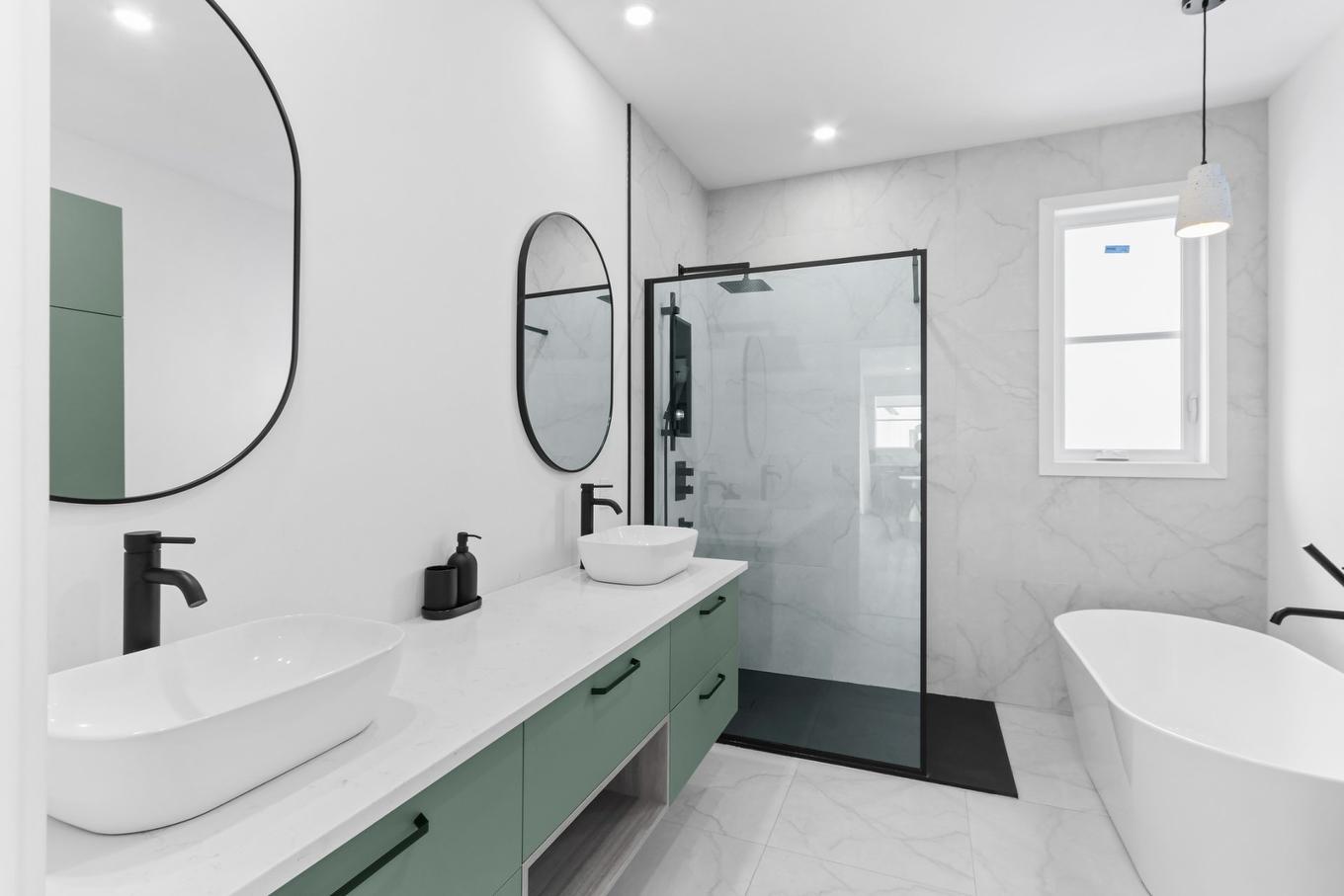 Bathroom - 12 Rue Des Pêcheurs, Saint-Louis-De-Gonzague, QC - Indoor Photo Showing Bathroom