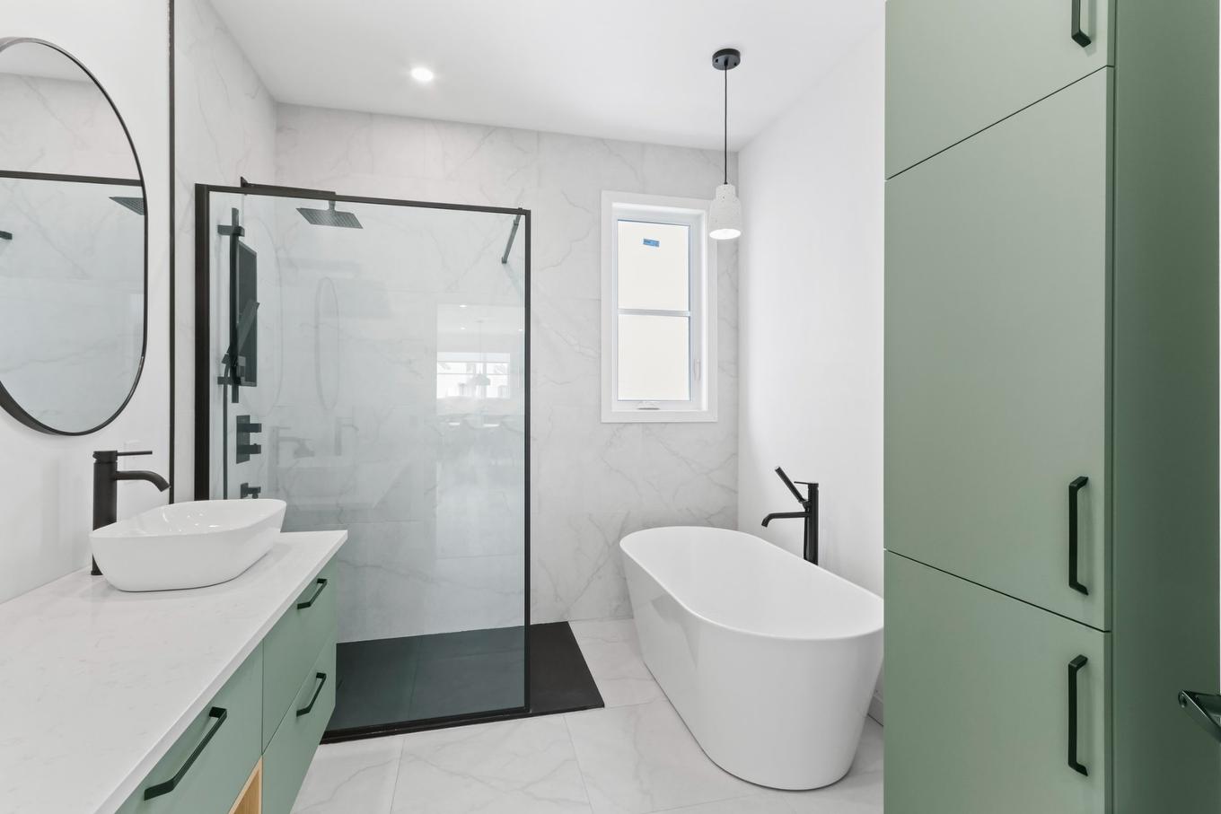 Bathroom - 12 Rue Des Pêcheurs, Saint-Louis-De-Gonzague, QC - Indoor Photo Showing Bathroom