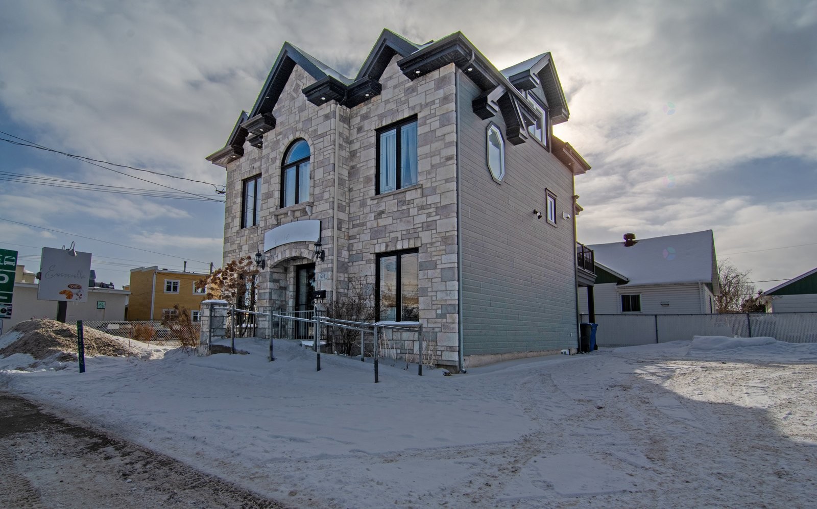 Front of Structure - 640 Rue Bernard-Pilon, Mcmasterville, QC - Outdoor