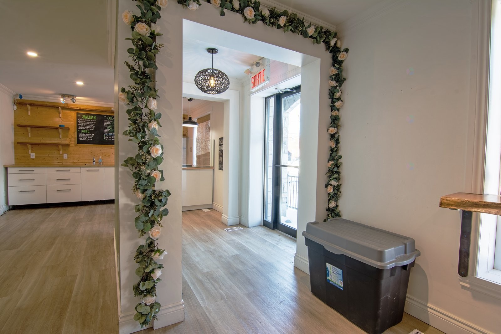 Mud Room - 640 Rue Bernard-Pilon, Mcmasterville, QC - Indoor