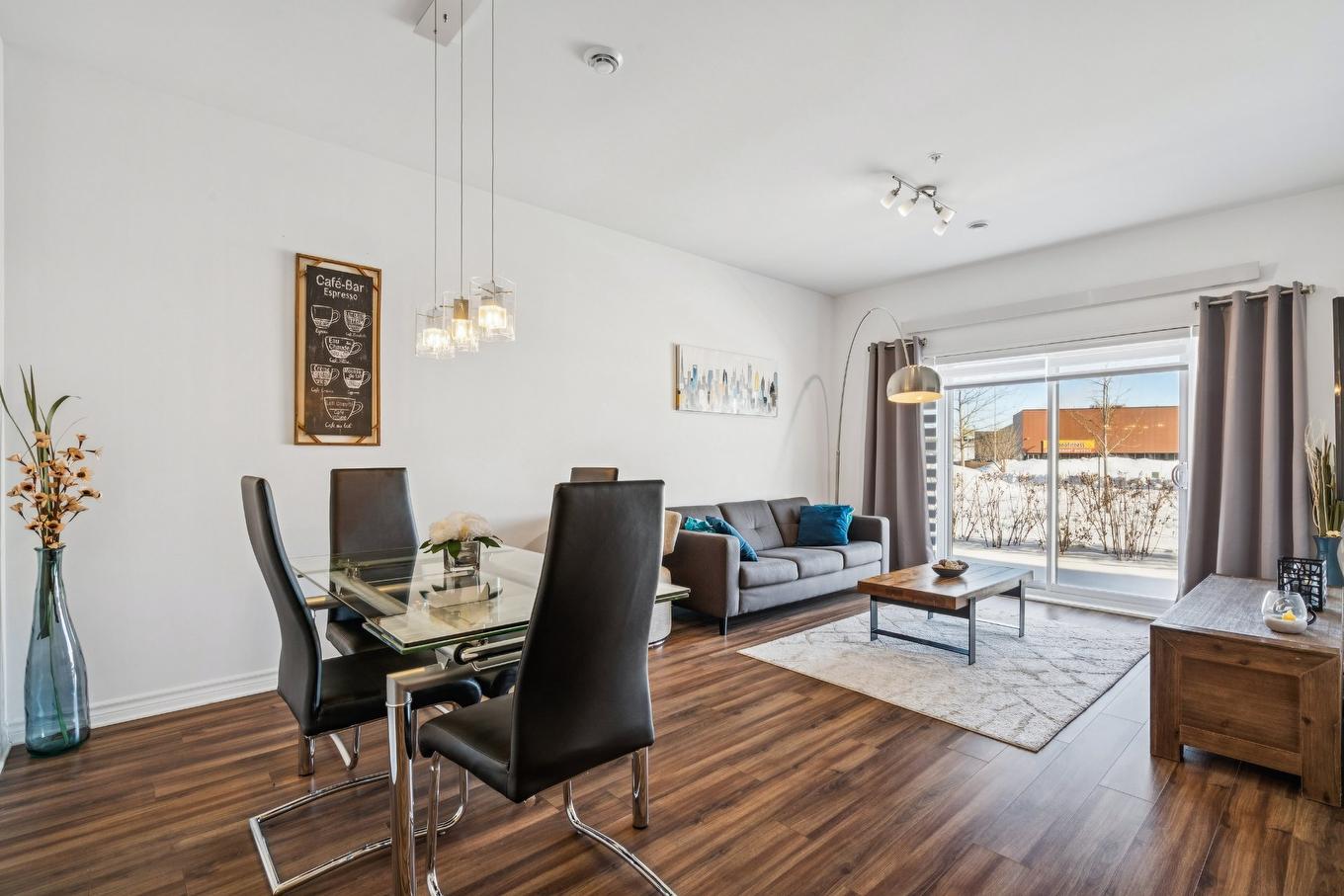 Salle à manger - 102-8155 Boul. Leduc, Brossard, QC - Indoor Photo Showing Other Room