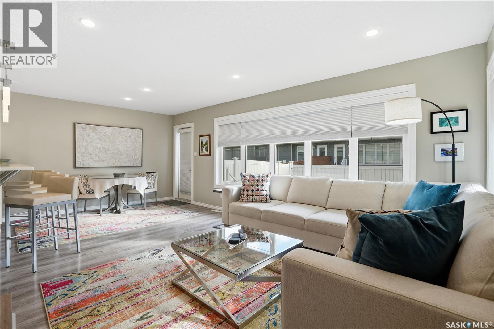 341 4000 Sandhill Crescent, Regina, SK - Indoor Photo Showing Living Room