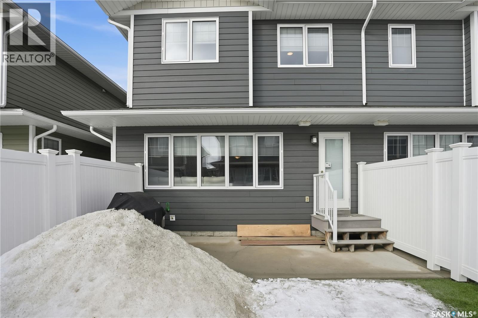341 4000 Sandhill Crescent, Regina, SK - Outdoor