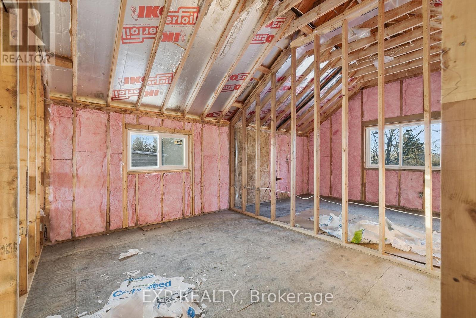 14 Athlone Road, Cambridge, ON - Indoor